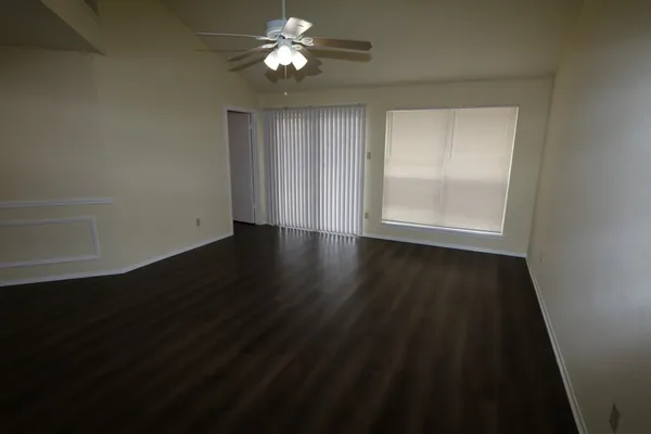 $1,550 | 18726 Andalusian Drive, Cypress, TX 77433