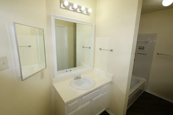 $1,550 | 18726 Andalusian Drive, Cypress, TX 77433