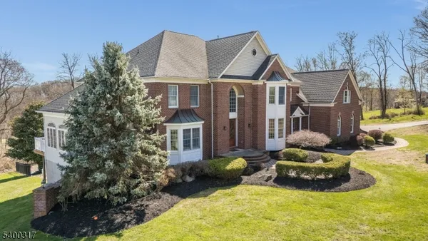 $1,295,000 | 3 Alexandria Overlook, Milford, NJ 08848