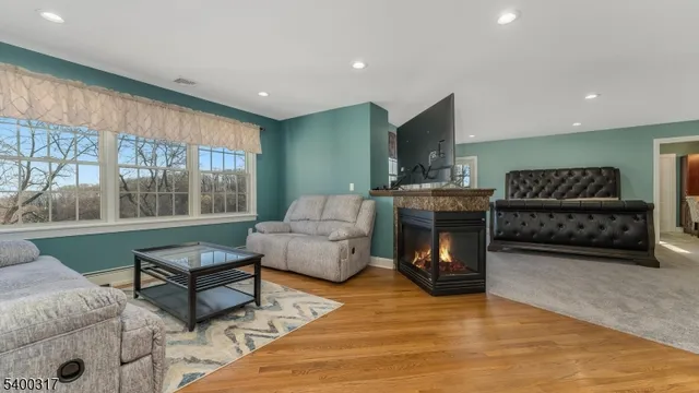 $1,375,000 | 3 Alexandria Overlook, Milford, NJ 08848