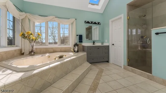 $1,375,000 | 3 Alexandria Overlook, Milford, NJ 08848