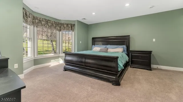 $1,375,000 | 3 Alexandria Overlook, Milford, NJ 08848