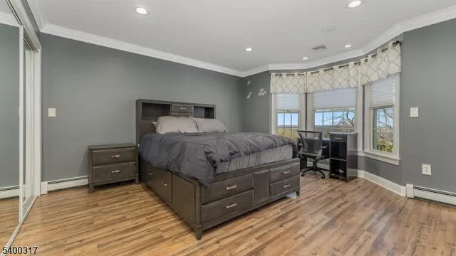 $1,375,000 | 3 Alexandria Overlook, Milford, NJ 08848