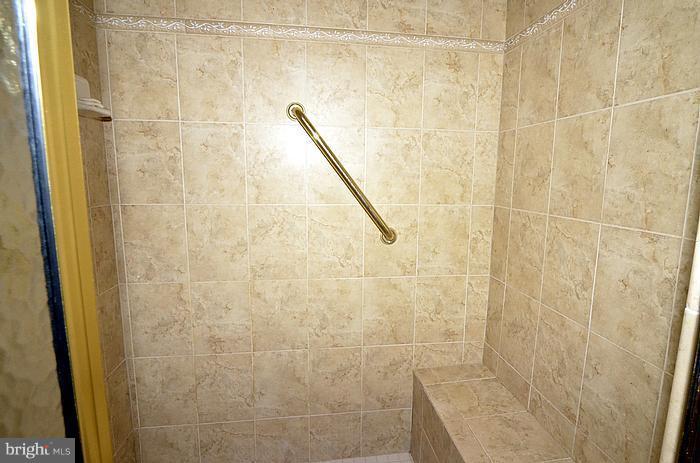 15729 Radwick Lane Silver Spring, MD 20906 - Photo 17 of 28 MASTER SEPARATE SHOWER W/SEAT