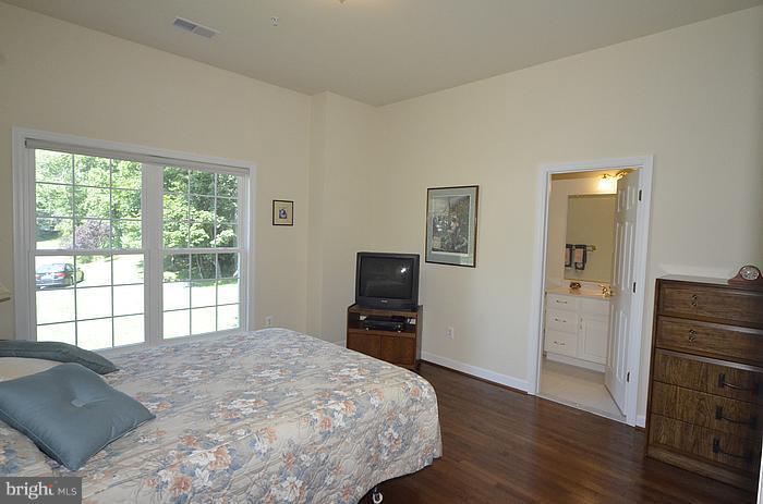 15729 Radwick Lane Silver Spring, MD 20906 - Photo 18 of 28 2ND BEDROOM