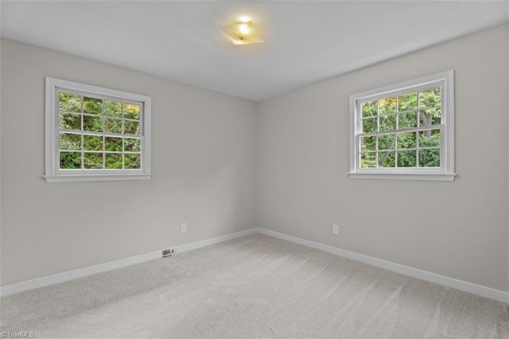 262 Stanaford Road Winston-Salem, NC 27104 - Photo 36 of 47 Secondary bedroom