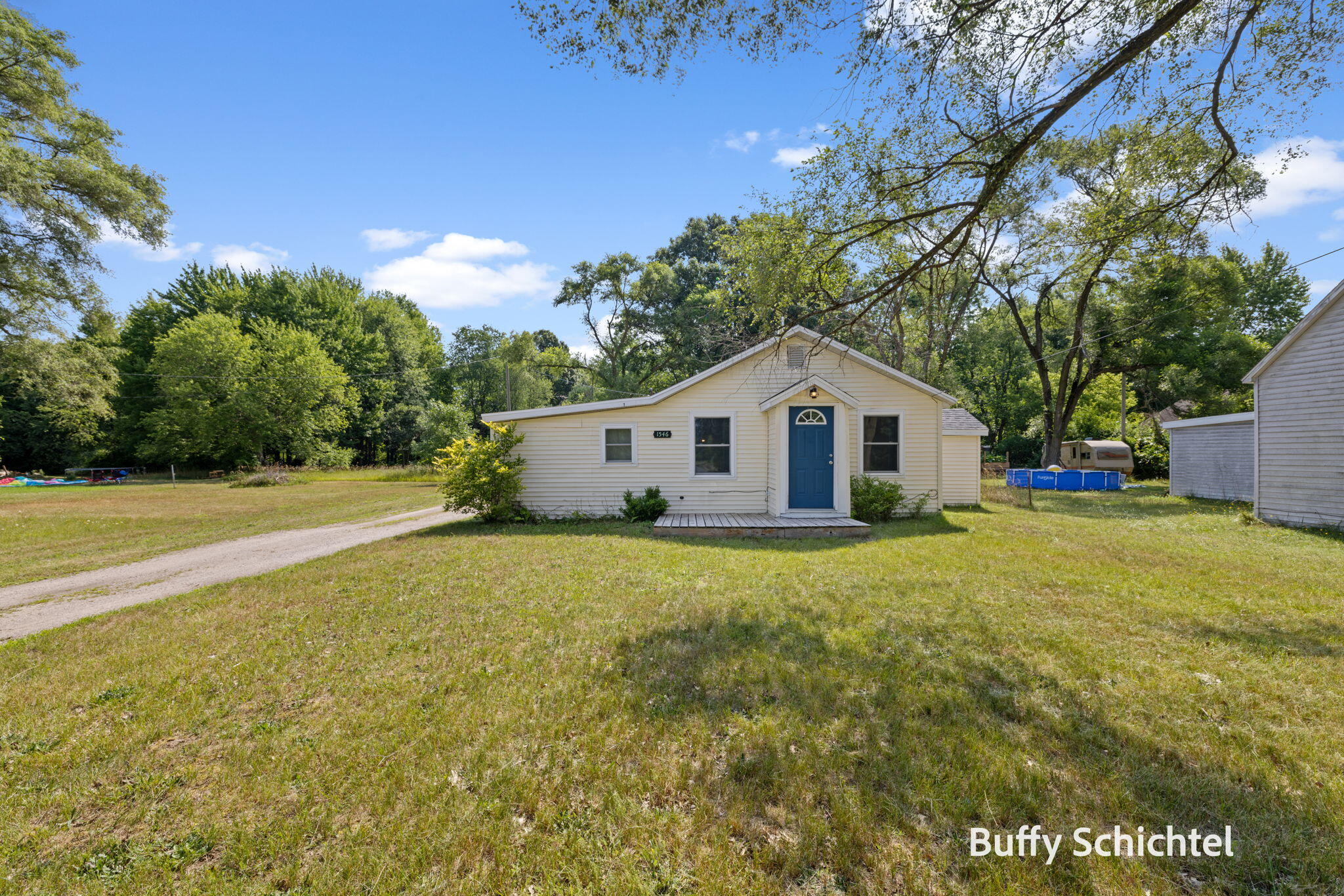 1546 South Walker Road Muskegon, MI 49442 - Photo 25 of 27 21-web-or-mls-2R9A3550