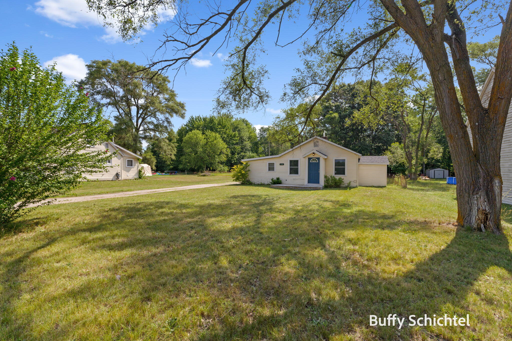 1546 South Walker Road Muskegon, MI 49442 - Photo 26 of 27 24-web-or-mls-2R9A3568