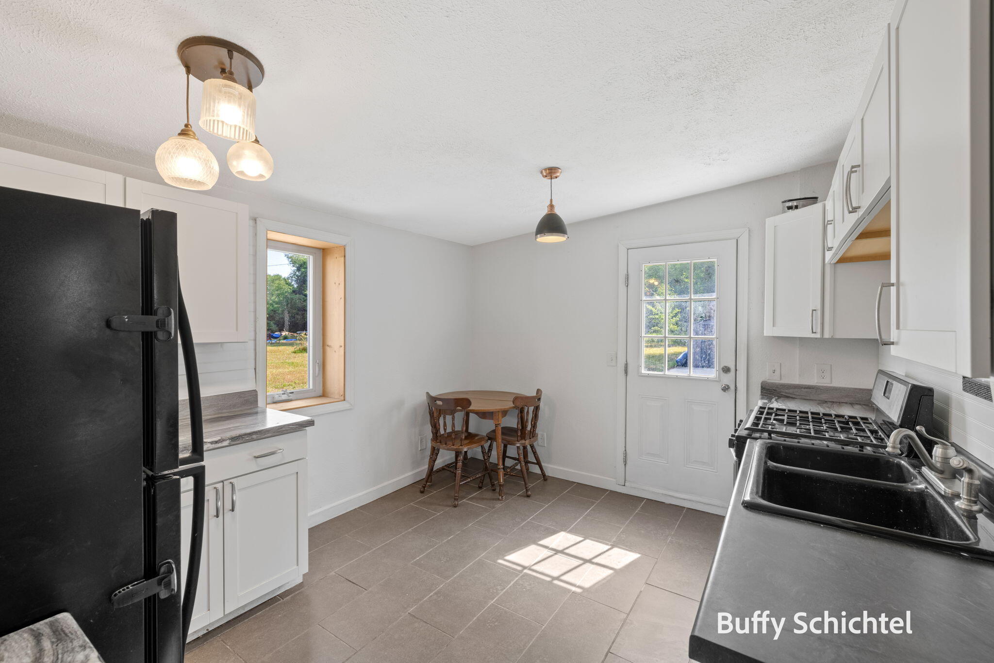 1546 South Walker Road Muskegon, MI 49442 - Photo 10 of 27 8-web-or-mls-2R9A3450