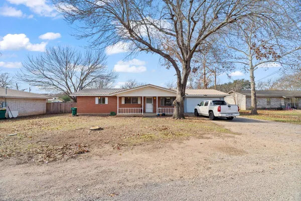 $325,000 | 1208 Mulberry Drive, Marble Falls, TX 78654