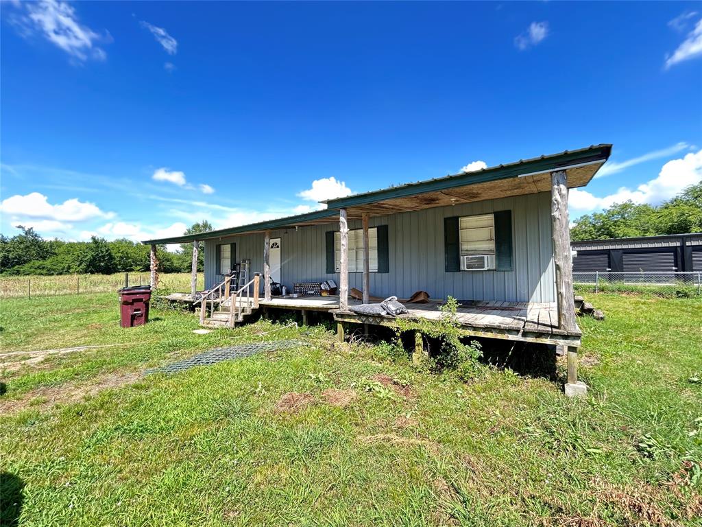 104 Gaskins Street Como, TX 75431 - Photo 3 of 15