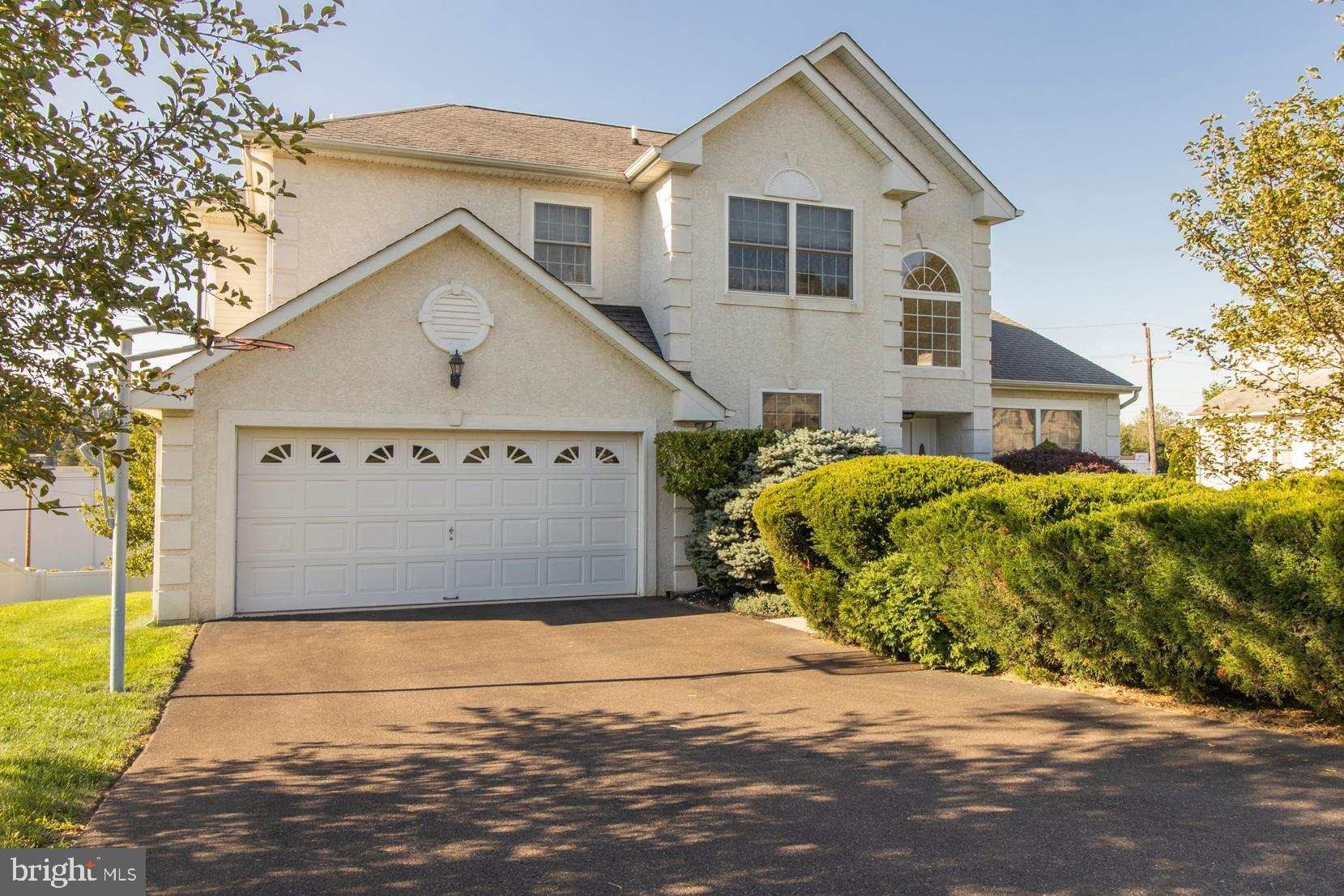 2330 Dale Road Huntingdon Valley, PA 19006 - Photo 1 of 35 Gallery Image 1