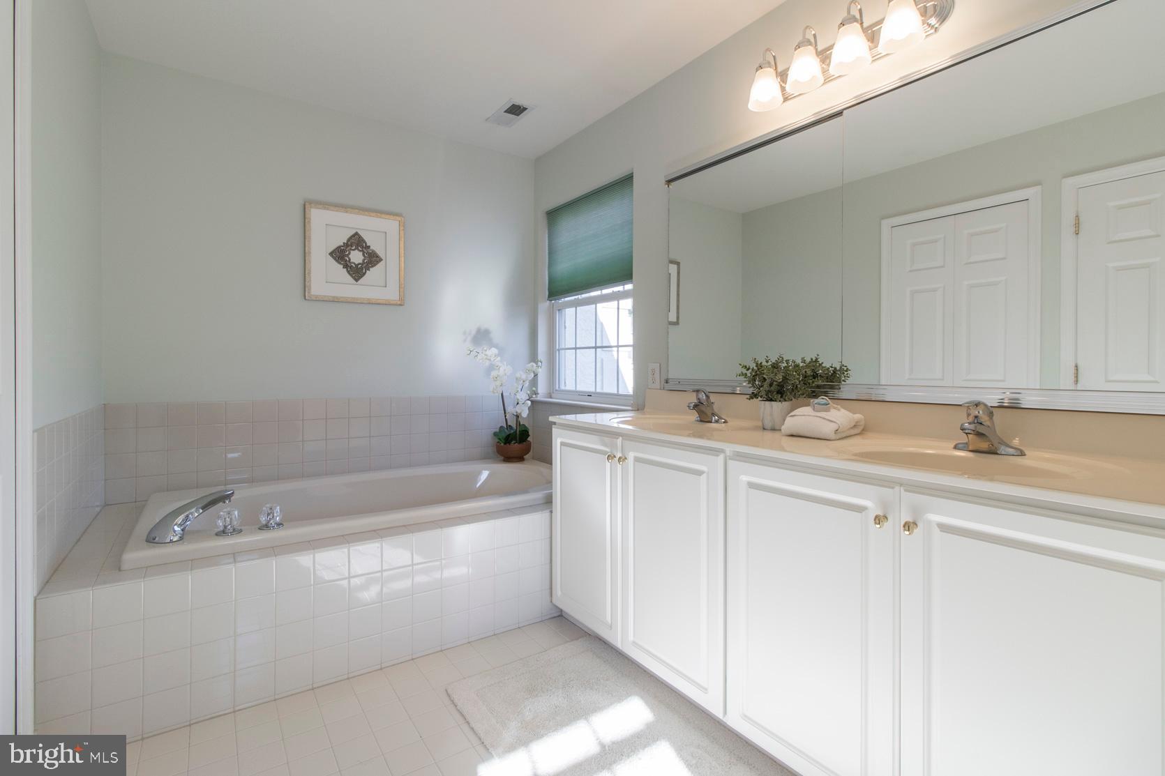 2330 Dale Road Huntingdon Valley, PA 19006 - Photo 21 of 35 Gallery Image 21