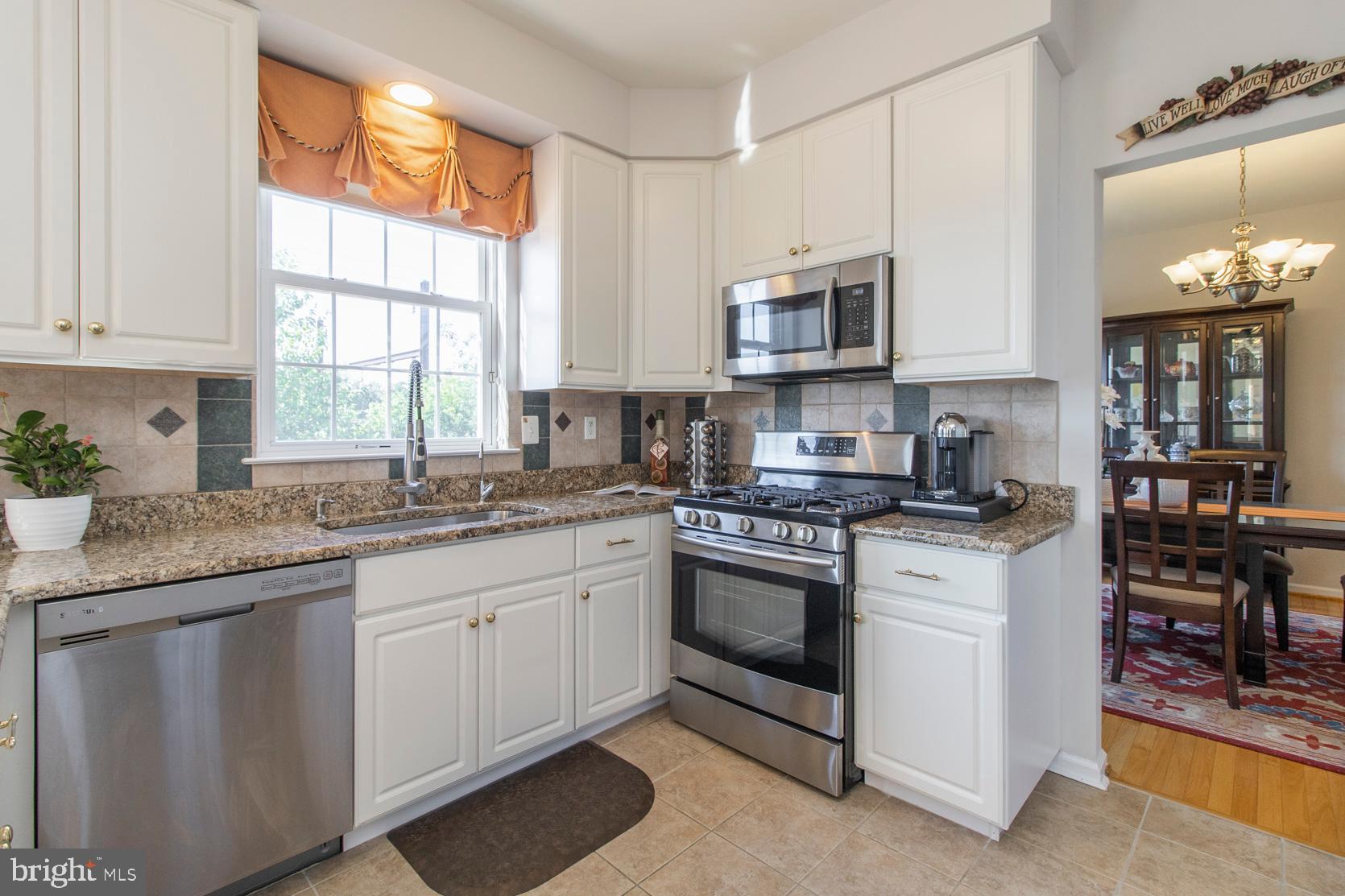 2330 Dale Road Huntingdon Valley, PA 19006 - Photo 8 of 35 Gallery Image 8