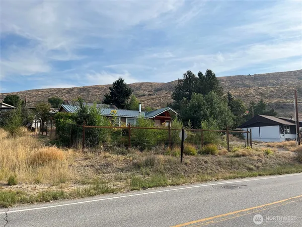 $425,000 | 920 Castle Avenue, Winthrop, WA 98862