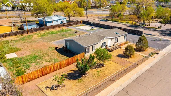 $250,000 | 2519 East 10th Street, Pueblo, CO 81001