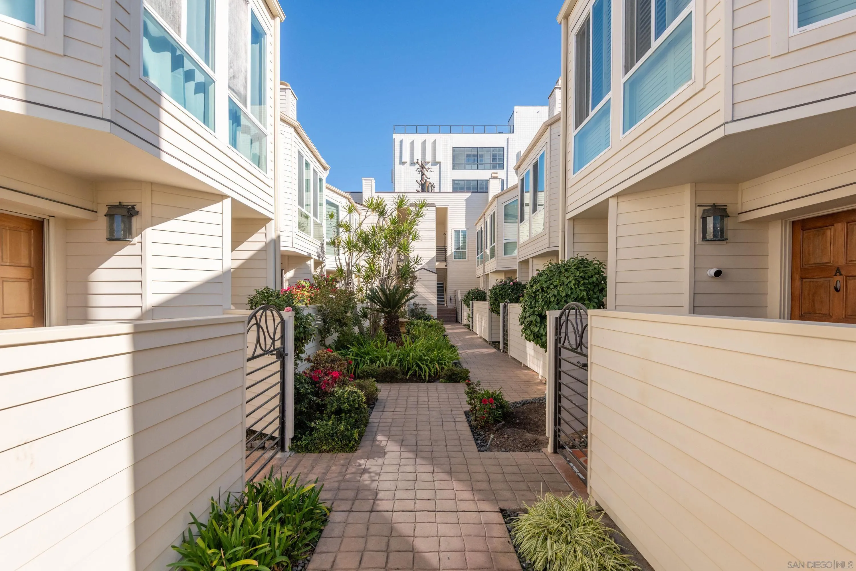 7585 Eads Avenue, Unit A La Jolla, CA 92037 - Photo 20 of 33 a view of a pathway with a house