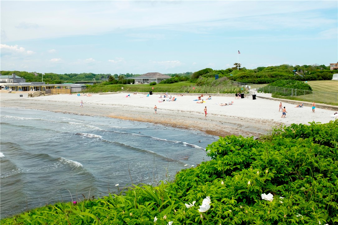 5 Key Court, Unit B Newport, RI 02840 - Photo 24 of 25 0.4 mile to sandy beach. Just a few min walk.
Reject and Bailey's Beach