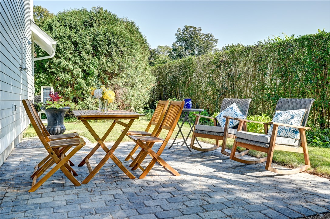 5 Key Court, Unit B Newport, RI 02840 - Photo 5 of 25 Private yard and patio with dining area and grill
