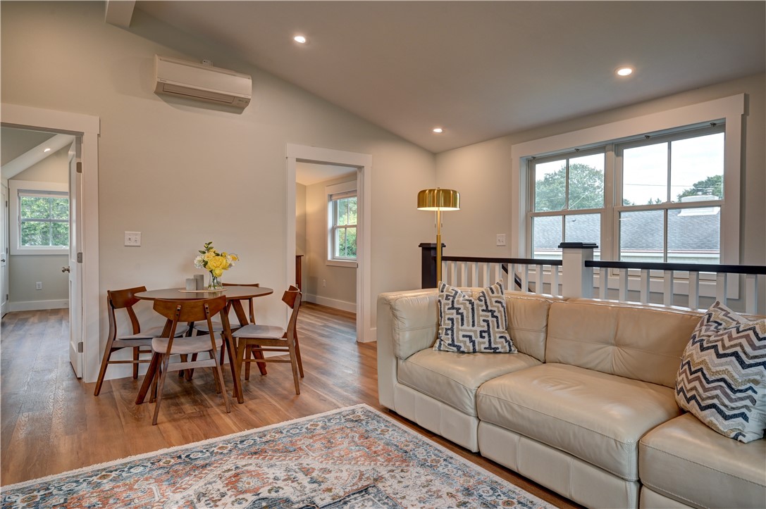 5 Key Court, Unit B Newport, RI 02840 - Photo 9 of 25 Living room