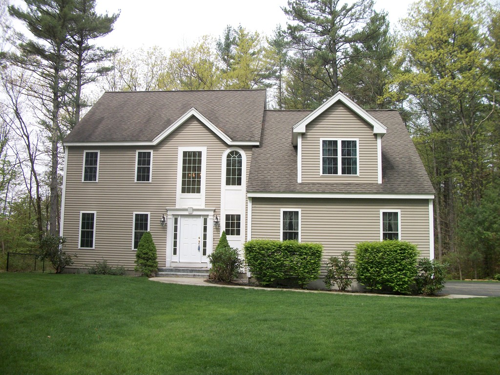 82B Reservoir Road Lunenburg, MA 01462 - Photo 1 of 27