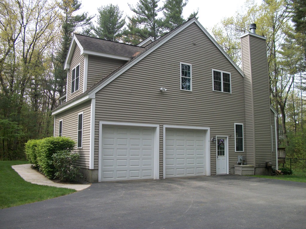 82B Reservoir Road Lunenburg, MA 01462 - Photo 2 of 27