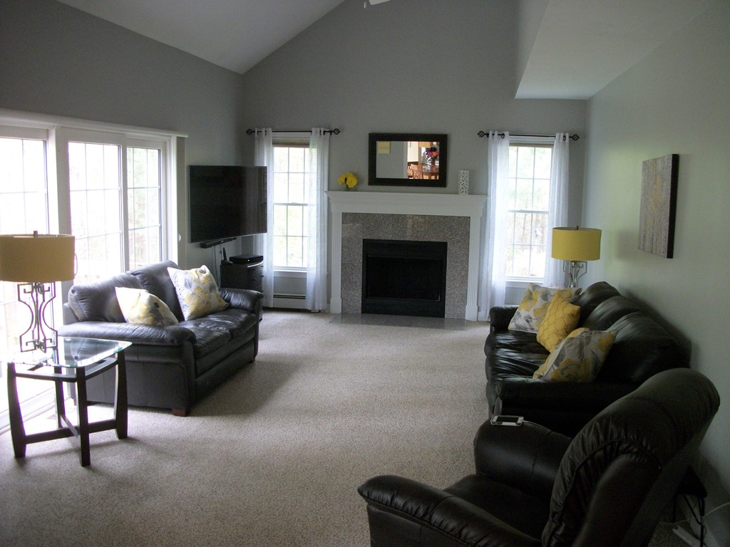 82B Reservoir Road Lunenburg, MA 01462 - Photo 3 of 27