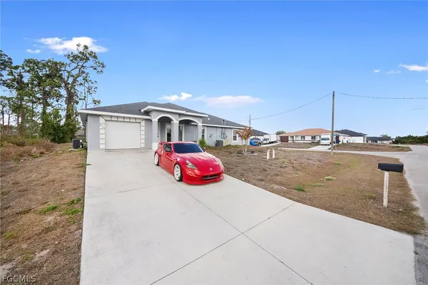 a view of a outdoor space