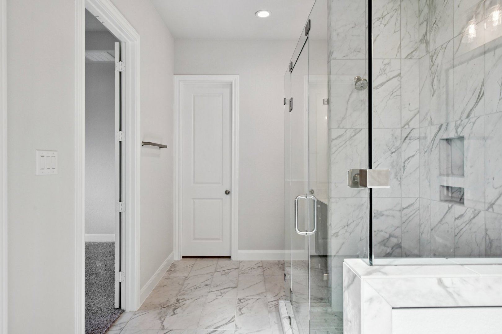 21139 Flowerhorn Drive Cypress, TX 77433 - Photo 4 of 16 21139 Flowerhorn Bath