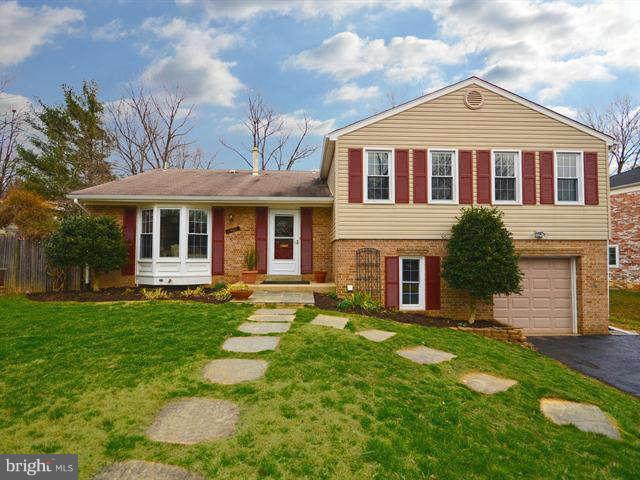 11801 Prestwick Road Potomac, MD 20854 - Photo 1 of 29 Exterior (Front)