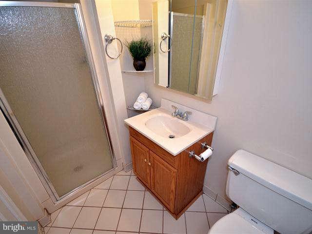 11801 Prestwick Road Potomac, MD 20854 - Photo 20 of 29 Interior (General)
