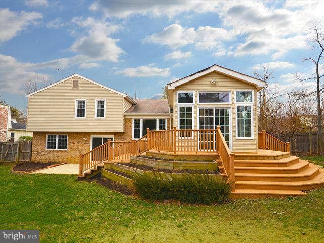 11801 Prestwick Road Potomac, MD 20854 - Photo 29 of 29 Exterior (Rear)