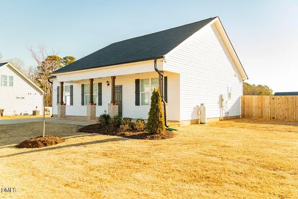 a view of a house with a outdoor space