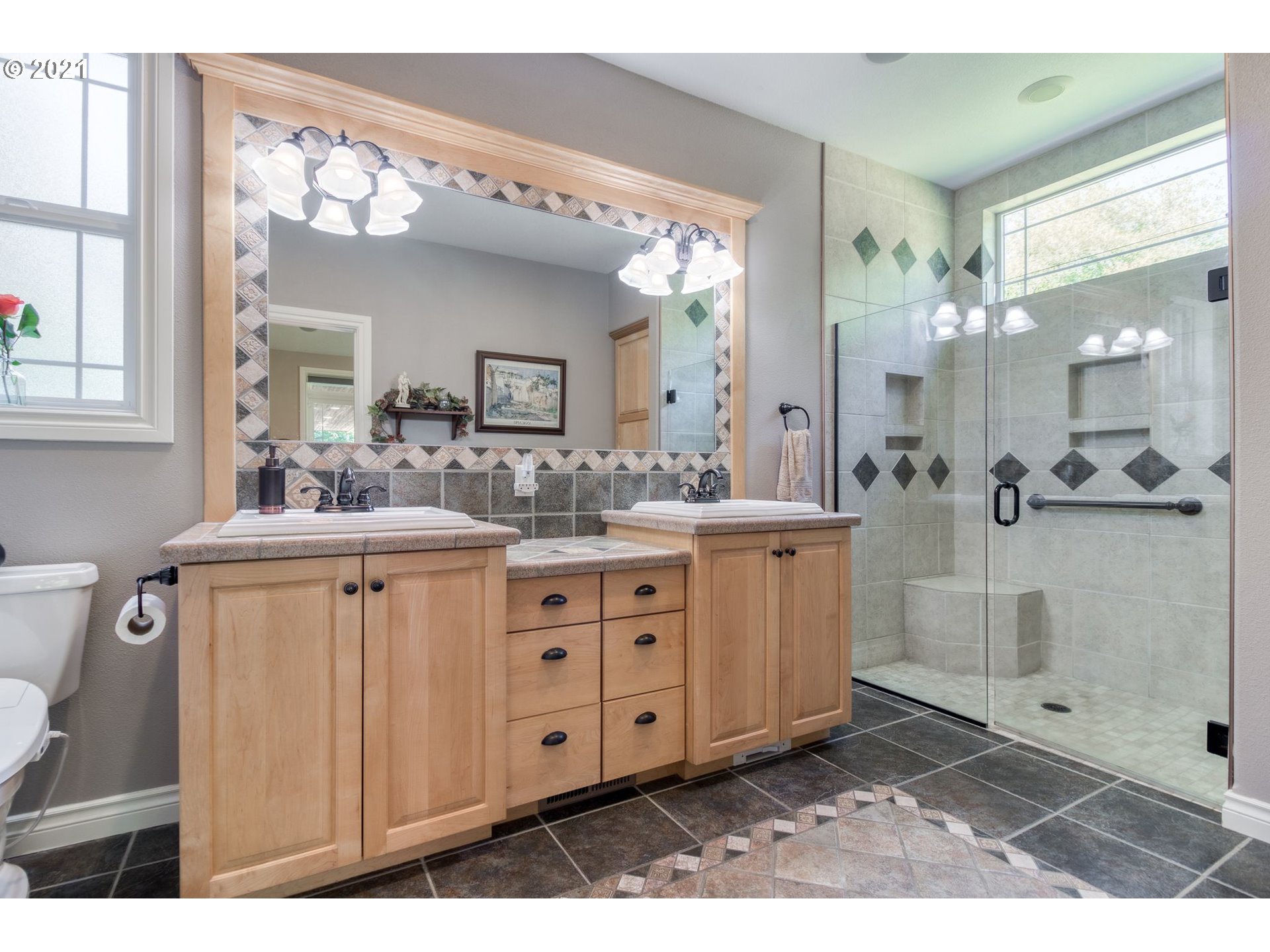 325 Spruce Creek Road Longview, WA 98632 - Photo 11 of 31 Gallery Image 11