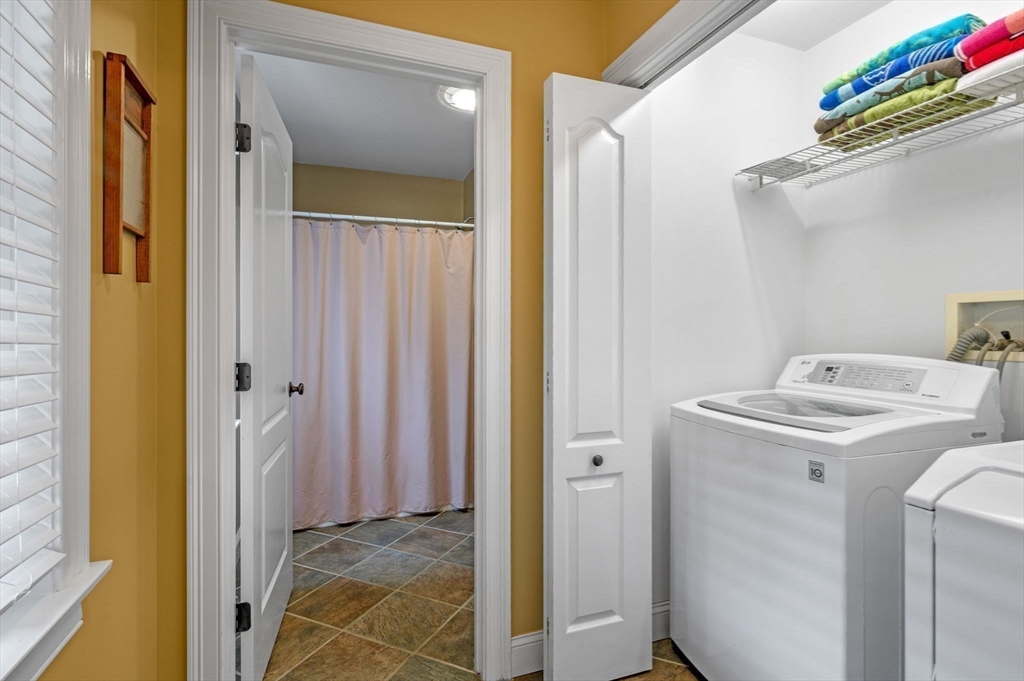 43 West Shore Road Merrimac, MA 01860 - Photo 18 of 42 Gallery Image 18