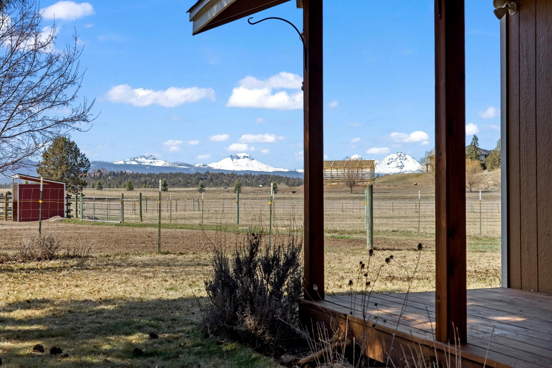 19800 Connarn Road Bend, OR 97703 - Photo 45 of 50 Views