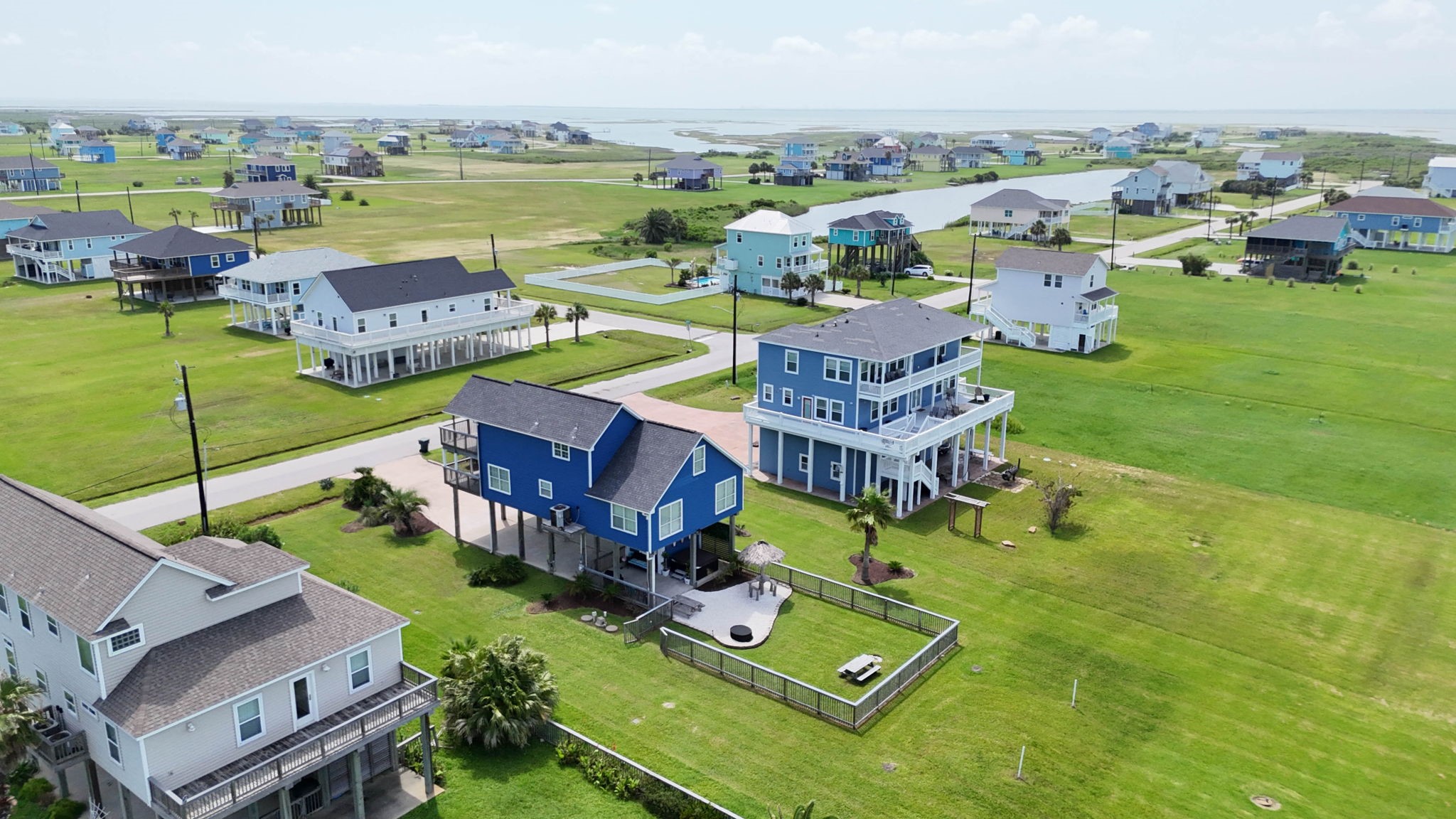 18115 Shaman Road Galveston, TX 77554 - Photo 28 of 40