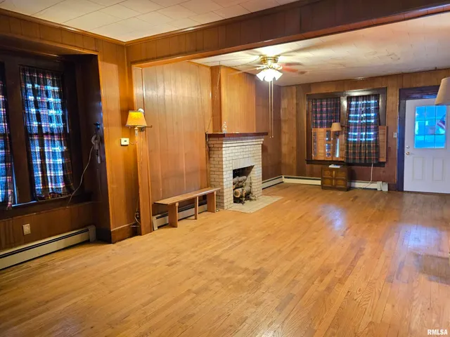 $45,000 | 500 West Sloan Street, Harrisburg, IL 62946