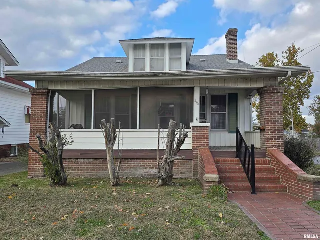 $45,000 | 500 West Sloan Street, Harrisburg, IL 62946
