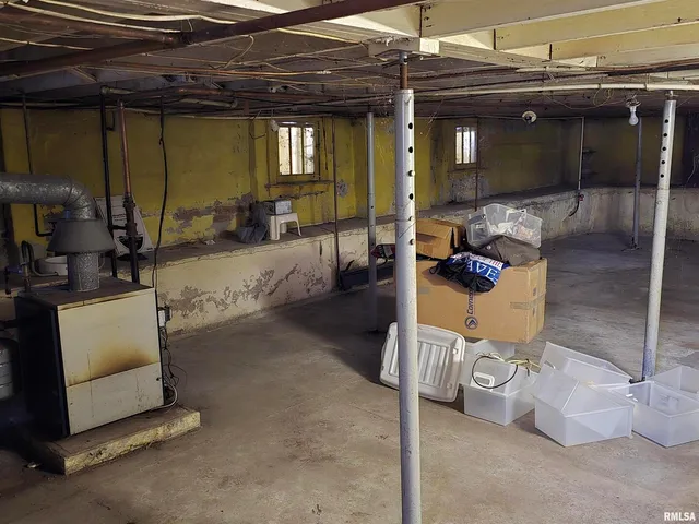 $45,000 | 500 West Sloan Street, Harrisburg, IL 62946