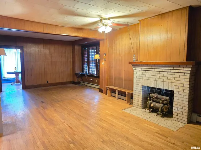 $45,000 | 500 West Sloan Street, Harrisburg, IL 62946