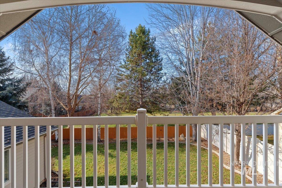 4167 North Arches Way Meridian, ID 83646 - Photo 24 of 36 View of balcony