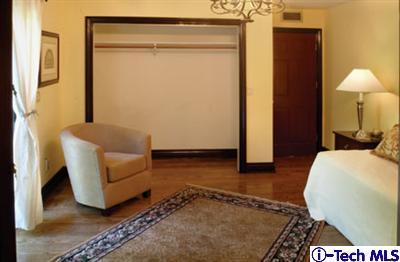 Undisclosed Address Pasadena, CA 91105 - Photo 10 of 16 a living room with furniture and a rug