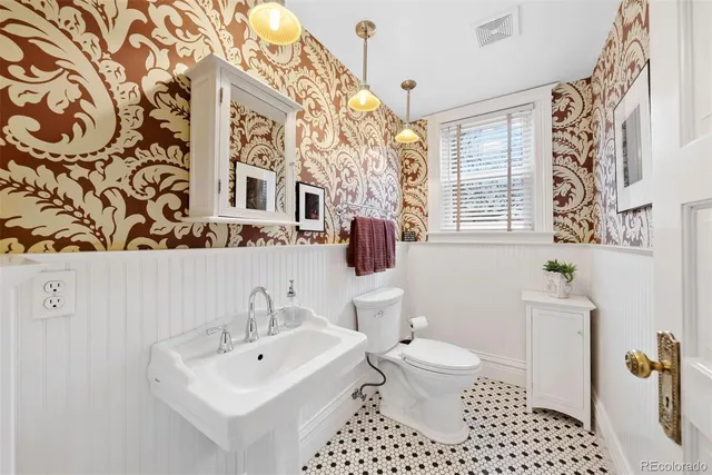 $1,200,000 | 1324 South University Boulevard, Denver, CO 80210