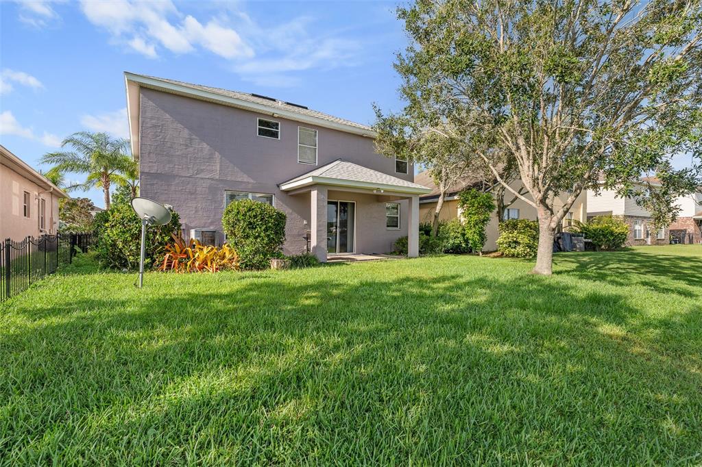 1929 Cove Point Road Port Orange, FL 32128 - Photo 38 of 45 a front view of house with yard