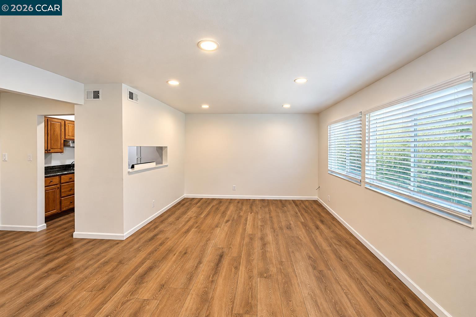 1416 Del Rio Circle, Unit B Concord, CA 94518 - Photo 7 of 11 Gallery Image 7