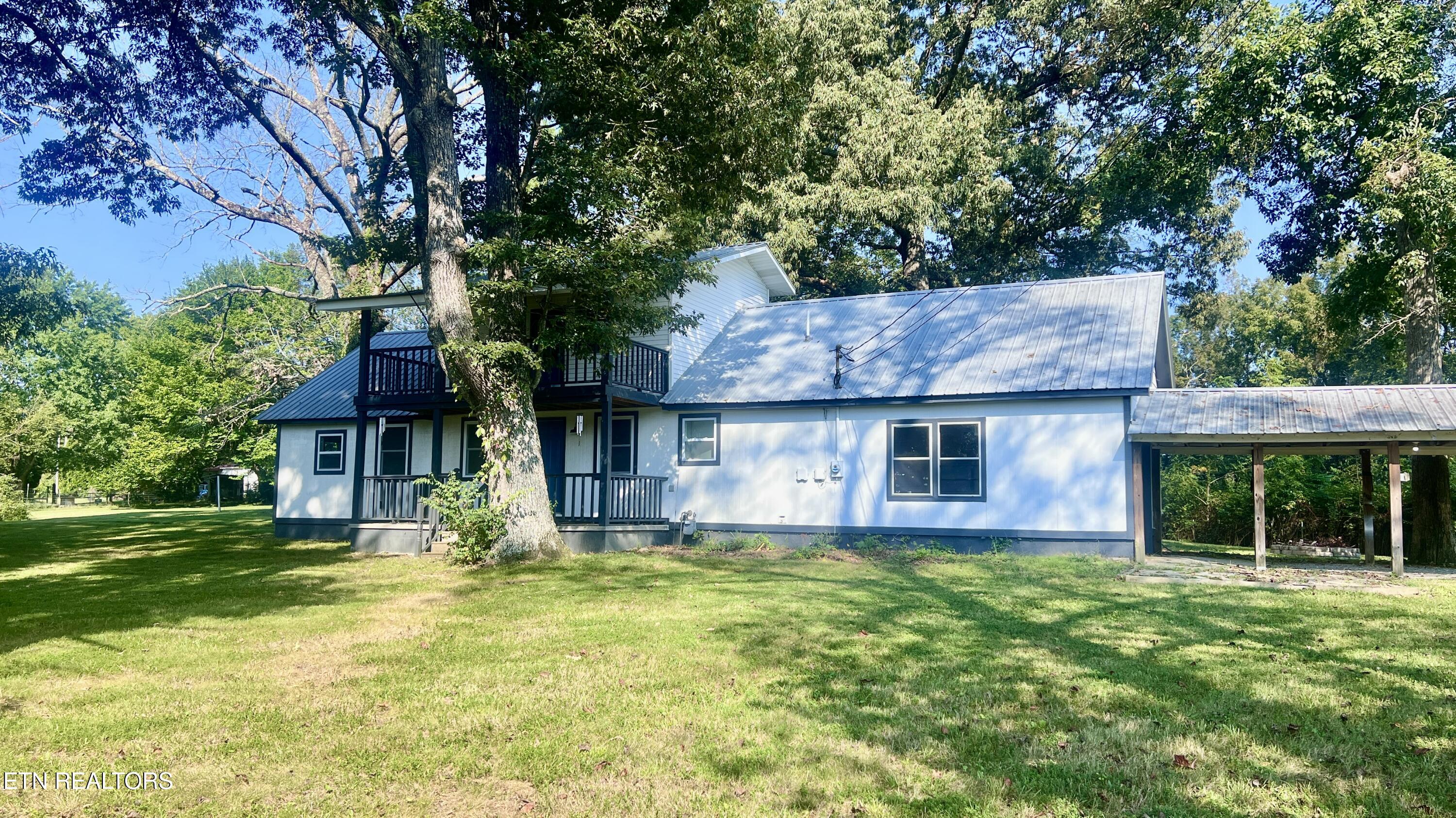 342 West Creston Road Crossville, TN 38571 - Photo 2 of 38 IMG_6643
