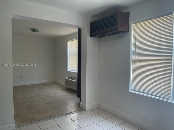 $1,600 | 5800 Taylor Street, Unit 1, Hollywood, FL 33021