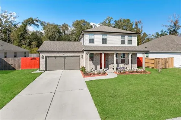 $329,000 | 816 Dandelion Drive, Waggaman, LA 70094