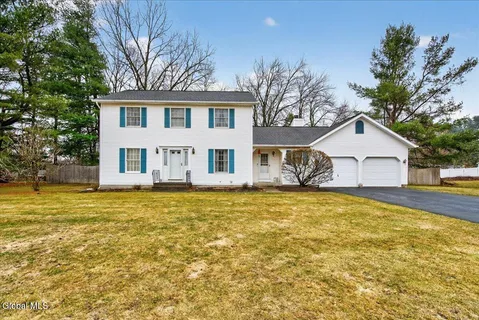 $534,900 | 4 Joseph Terrace, Guilderland, NY 12203